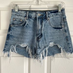 Adika shorts